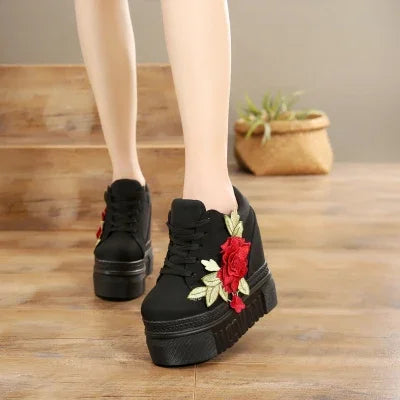 Embroidered Flowers Canvas Sneakers Autumn Women High Wedge Sneaker Fashion White/black/red Platform Woman's Sports Casual Shoes