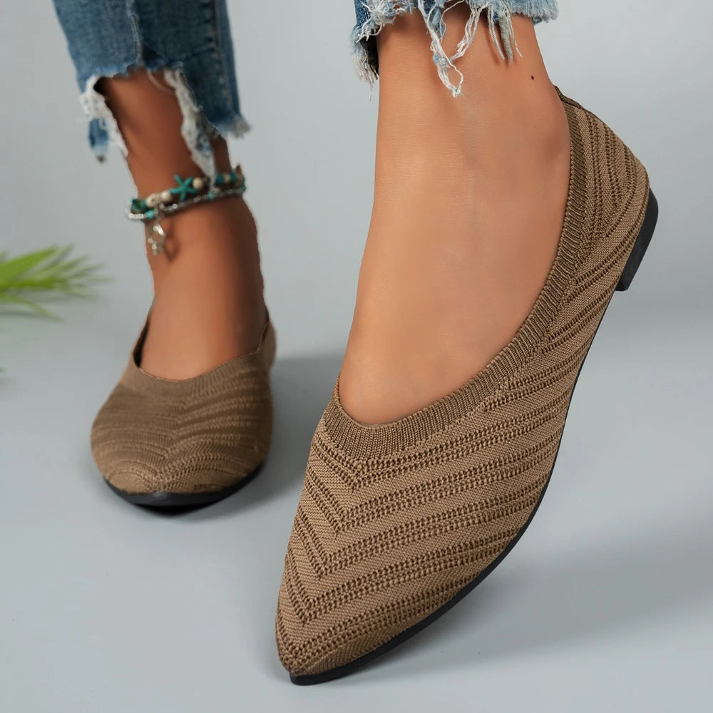 Women's Pointed Toe Flat Shoes Solid Color Knitted Slip on Shoes Casual Comfortable Breathable Ballet Flat Shoes for Women