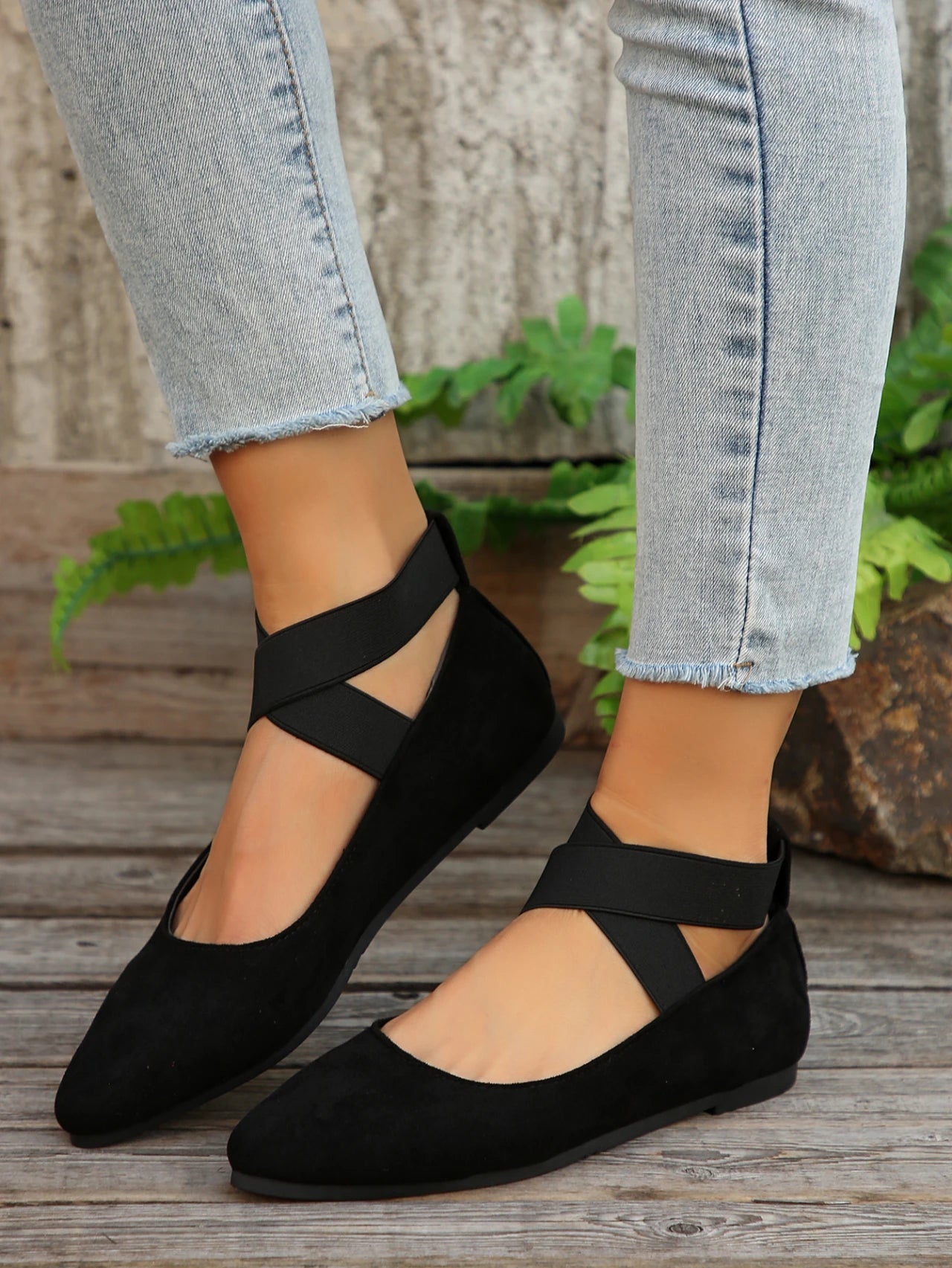 Flat Pointed Toe Flats for Women 2025 Spring New Beanie Shoes Shallow Mouth Elastic Strap Casual Women's Shoes
