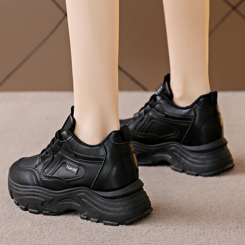 Women's Black White Chunky Sneakers 2025 Autumn Fashion Platform Sports Shoes for Women Thick Sole Non Slip Casual Walking Shoes