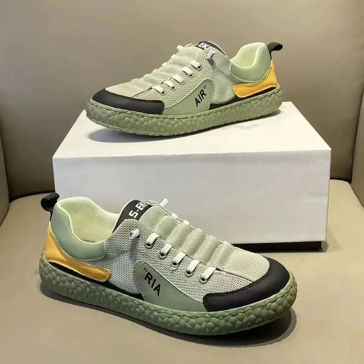2025 New Canvas Sneakers - Breathable Air Cushion Shoes Chunky Sole Stylish Color-blocked Design for Men Daily Walking