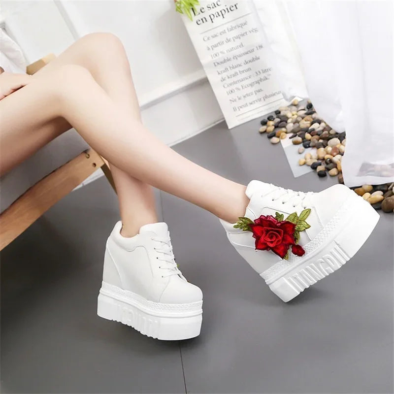 Embroidered Flowers Canvas Sneakers Autumn Women High Wedge Sneaker Fashion White/black/red Platform Woman's Sports Casual Shoes