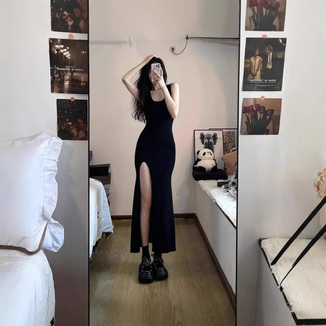 2025 Elegant Black Sleeveless Maxi Dress with High Side Slit, Bodycon Evening Party Gown