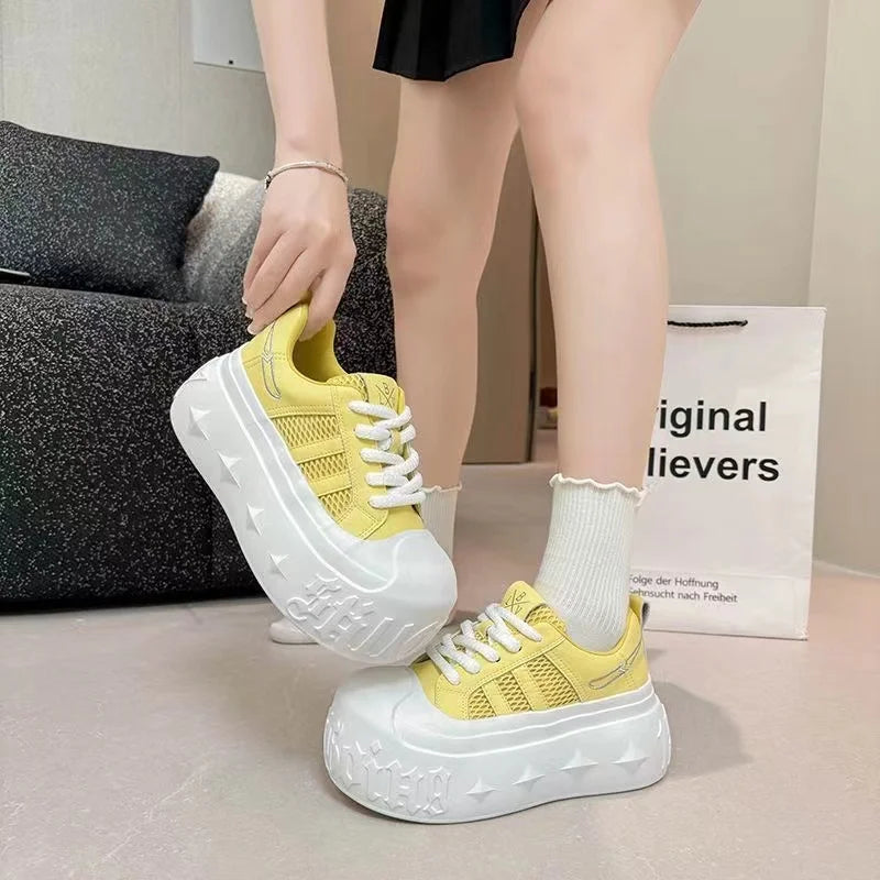 Korean Fashion Chunky Sneakers for Women Summer Platform Lightweight Designer Shoes High Street Leisure Soft Walking Shoes
