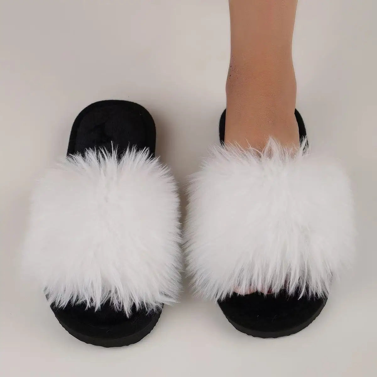 Women's Indoor Slippers 2025 Autumn and Winter New Plush Home Lazy Slippers Anti slip Durable Fashion Warm Sandals Slippers