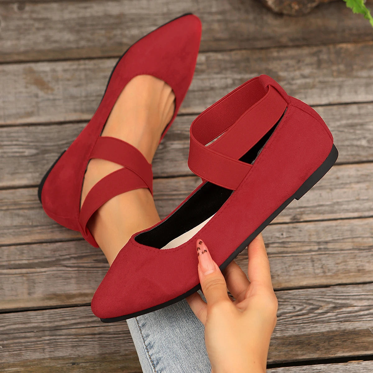 Flat Pointed Toe Flats for Women 2025 Spring New Beanie Shoes Shallow Mouth Elastic Strap Casual Women's Shoes