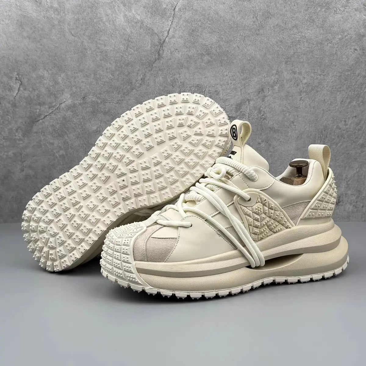 Chunky Sneakers Mens Designer Hollow Sole Running Shoes Fashion Casual Split Leather Upper Height Increased Platform Sport Shoes