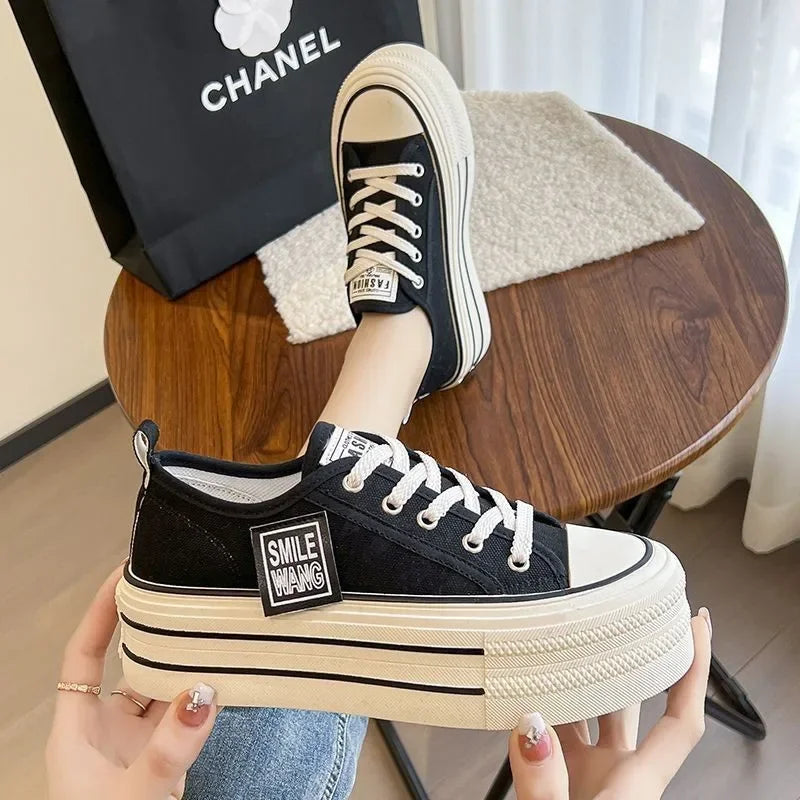 Women Black White Canvas Shoes Platform Sneakers Lace Up Comfortable Shoes Fashion Outdoor Versatile Sport Vulcanize Shoes