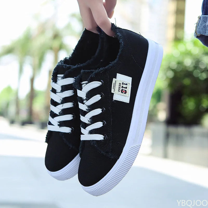 Ladies versatile canvas shoes New Casual comfort Shoes Student White Sports Flat fashion Light Women's Sneakers Zapatos Mujer