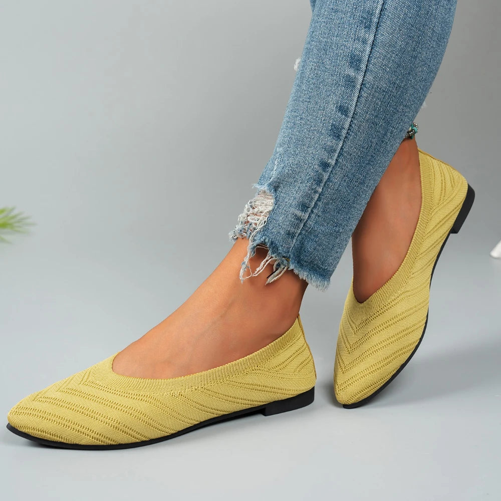 Women's Pointed Toe Flat Shoes Solid Color Knitted Slip on Shoes Casual Comfortable Breathable Ballet Flat Shoes for Women