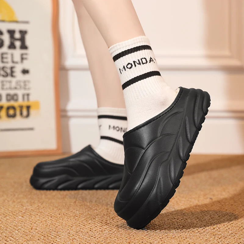 Plush Slippers for Both Men and Women's Home Sandals with Soft Soles, Men's Fashionable and High-quality Anti Slip Indoor Shoes