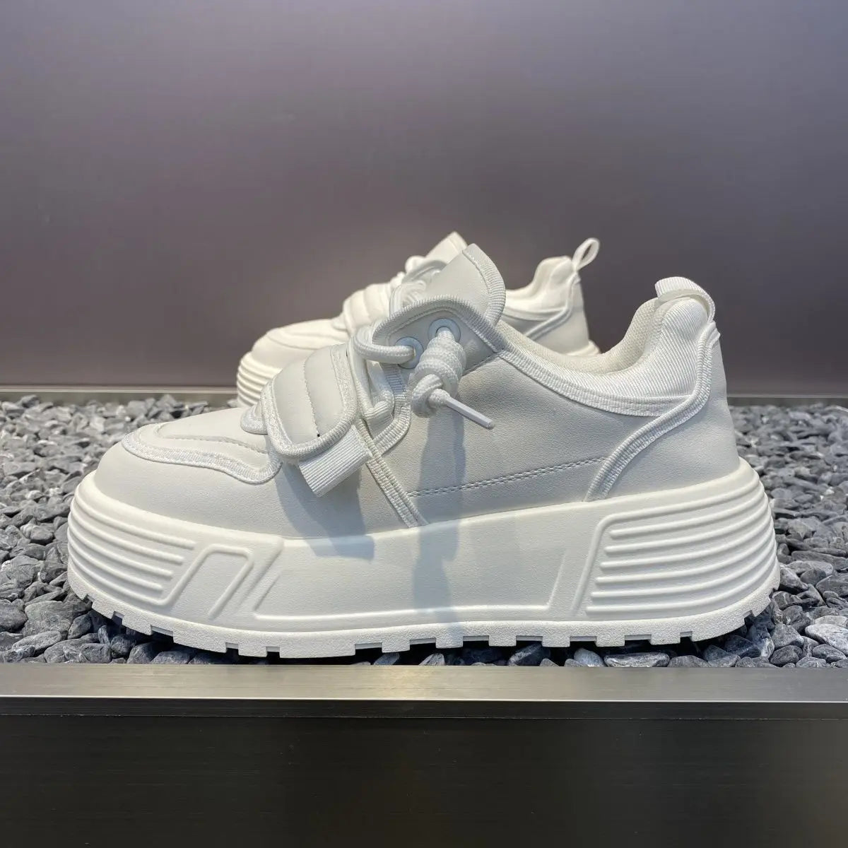 Chunky Sneakers Mens Designer Hollow Sole Running Shoes Fashion Casual Split Leather Upper Height Increased Platform Sport Shoes