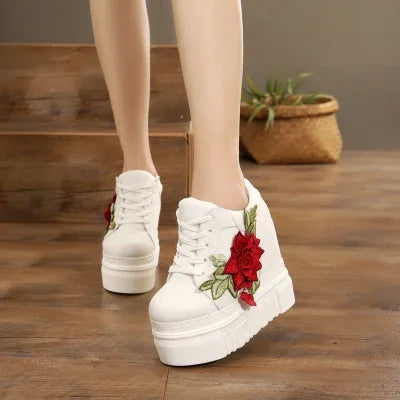Embroidered Flowers Canvas Sneakers Autumn Women High Wedge Sneaker Fashion White/black/red Platform Woman's Sports Casual Shoes