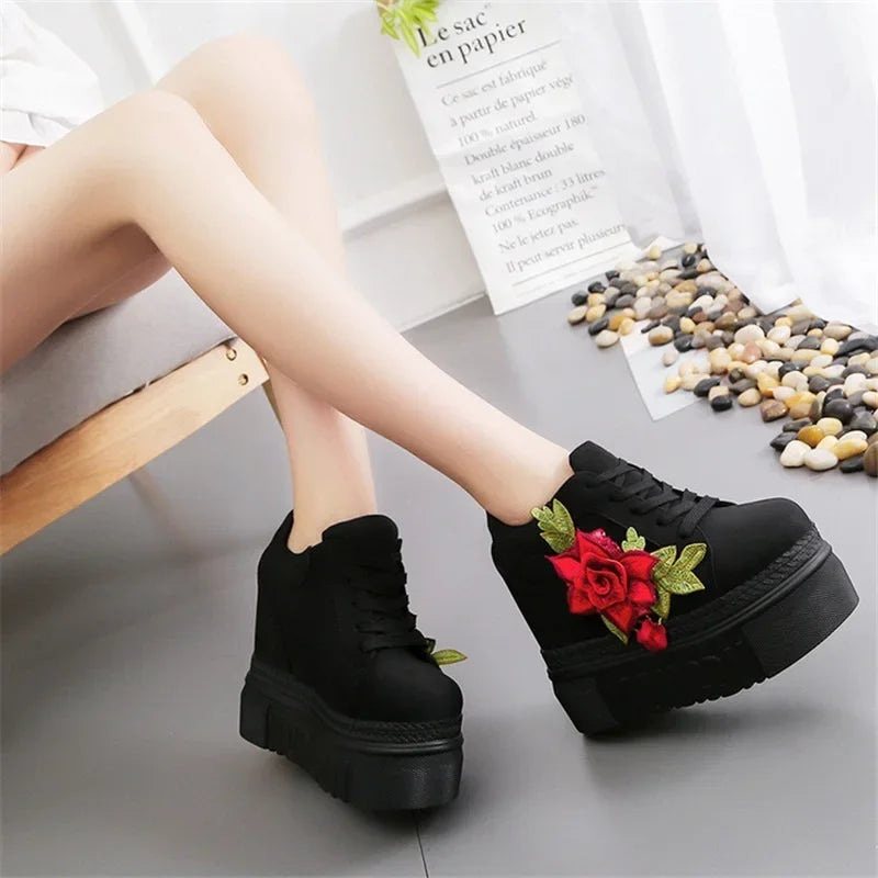 Embroidered Flowers Canvas Sneakers Autumn Women High Wedge Sneaker Fashion White/black/red Platform Woman's Sports Casual Shoes