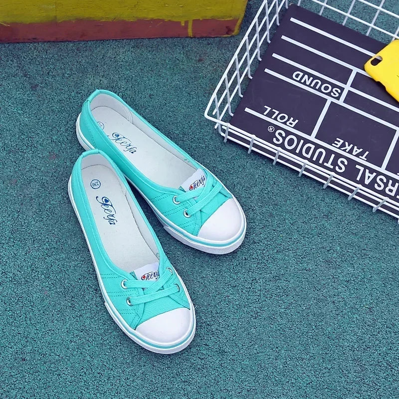 White Shallow Women's Canvas Sneakers 2025 Trend Summer Flats Lightweight Sport Casual Shoes Soft Loafers Zapatillas De Mujer