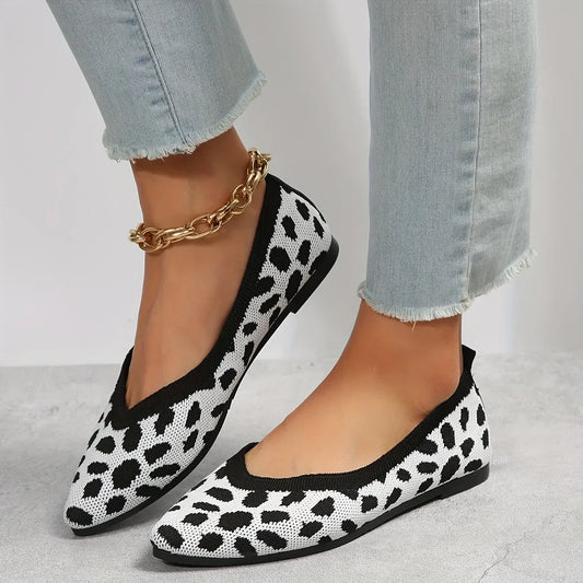 Women's Pointed Toe Flat Shoes Solid Color Knitted Slip on Shoes Casual Breathable Ballet Flats Women Flat Shoes Loafers Women