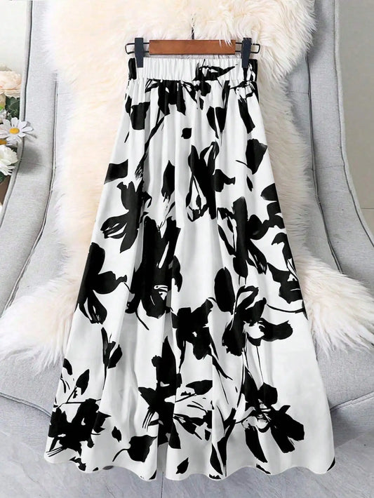 2025 Hot Recommendation! Black - and - White Ink - Wash Floral Print Maxi Skirt. The Elastic - Waist Design Offers Comfort and F
