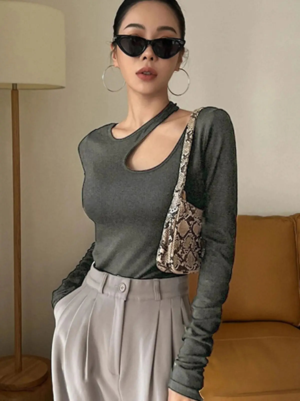 Women's Snake Skin Print Curved Hem Tee, Casual Long Sleeve T-shirt for Spring & Fall, Women's Top for Daily Wear