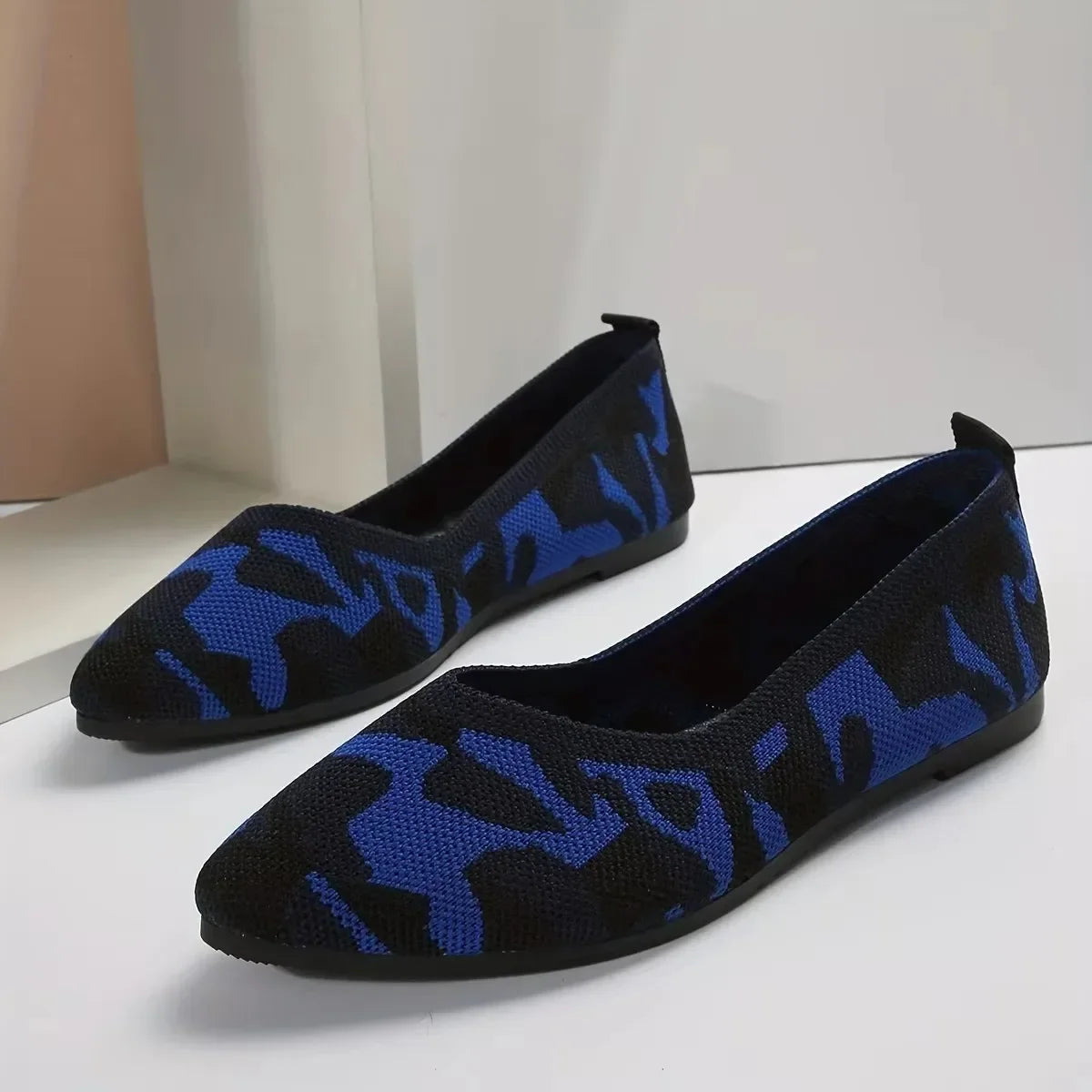 Women's Pointed Toe Flat Shoes Solid Color Knitted Slip on Shoes Casual Breathable Ballet Flats Women Flat Shoes Loafers Women
