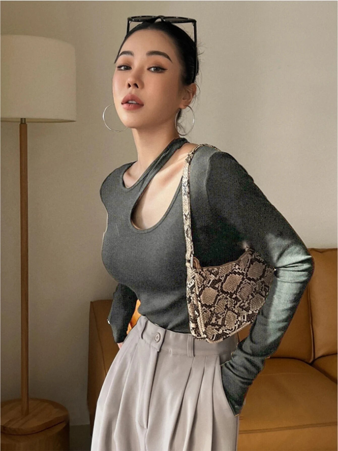 Women's Snake Skin Print Curved Hem Tee, Casual Long Sleeve T-shirt for Spring & Fall, Women's Top for Daily Wear