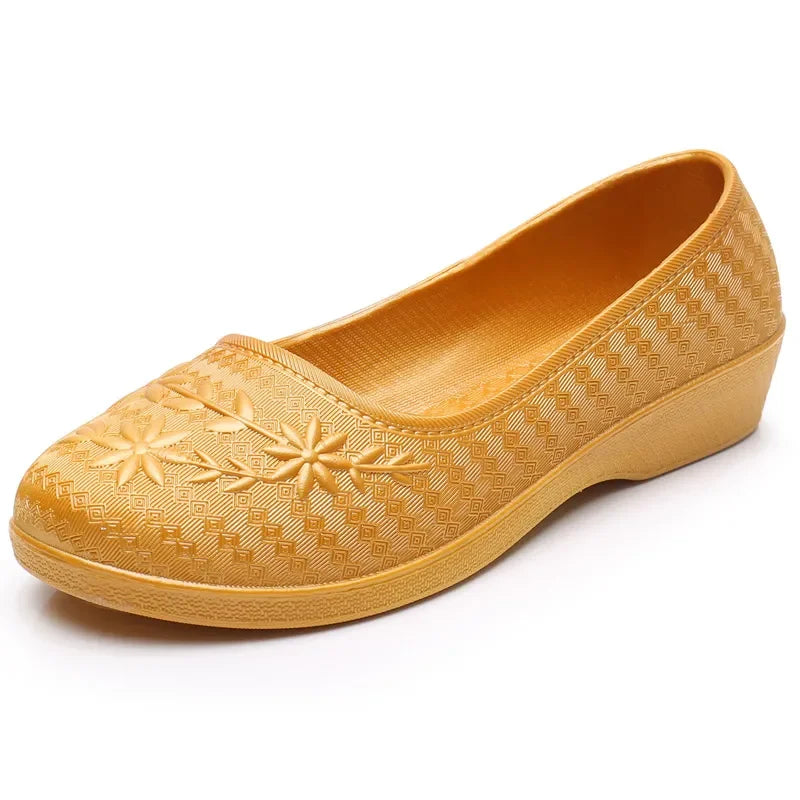 Women Fashion Cute Light Weight Spring & Summer Slip on Anti Skid Flat Loafers Lady Casual Hotel Kitchen Work Shoes Zapatos A257